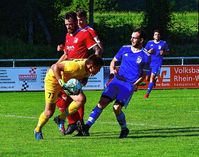 Bild 13: FC RW Weilheim feiert 4:1-Pokalsieg beim SV BW Murg &ndash; und wir haben Bilder!