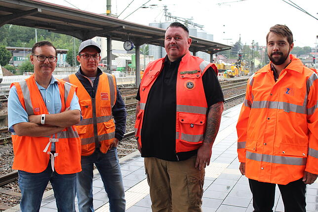 Sie stemmen verantwortlich die Modernisierung des Donaueschinger Bahnhofs: Volker Memmler (links), Sebastian Kleis, Carsten Geiger und ...