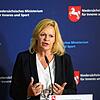 Nancy Faeser (SPD), Bundesinnenministerin, spricht bei einer Pressekonferenz in Hannover am 13. September.