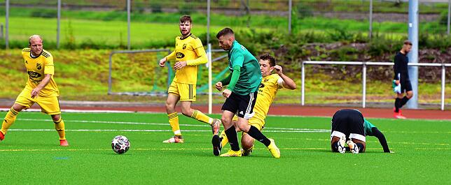 Bild 8: SV Schwörstadt siegt glücklich mit 1:0 beim FC Zell II &ndash; und wir haben Bilder!