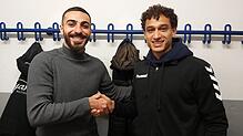 Veysel Kayantas (links, FC Anadolu Radolfzell) und Adel Grimm vom SC Konstanz-Wollmatingen. Die beiden Bezirksligavereine treffen nach ...