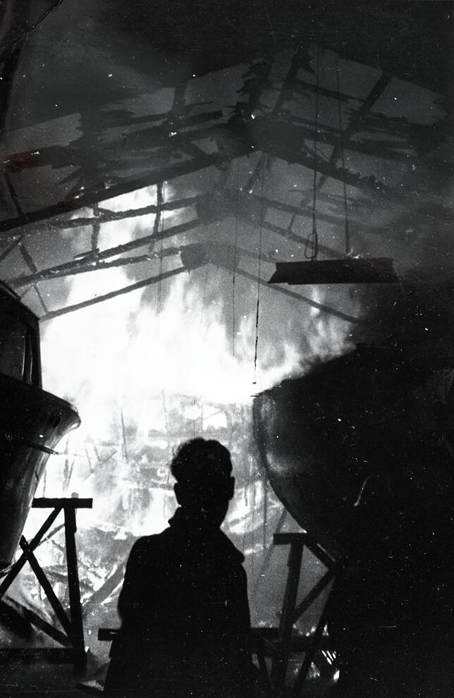 1957 brannte die Michelsen-Werft zum zweiten Mal ab.