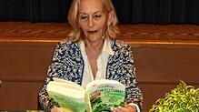 Im Rahmen der elften Wehrer Literaturtage las die Bestsellerautorin Gaby Hauptmann aus ihrem neuen Roman &bdquo;Unsere allerbeste ...