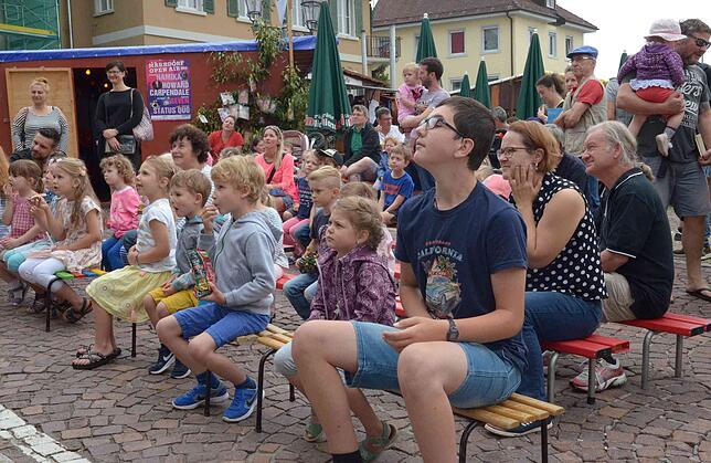 Sonntag trat als Clown Jaquino Payoso auf.