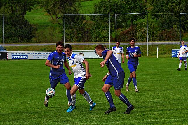 Bild 2: FC Geißlingen gewinnt beim FC Weizen mit 3:2 &ndash; und wir haben Bilder!