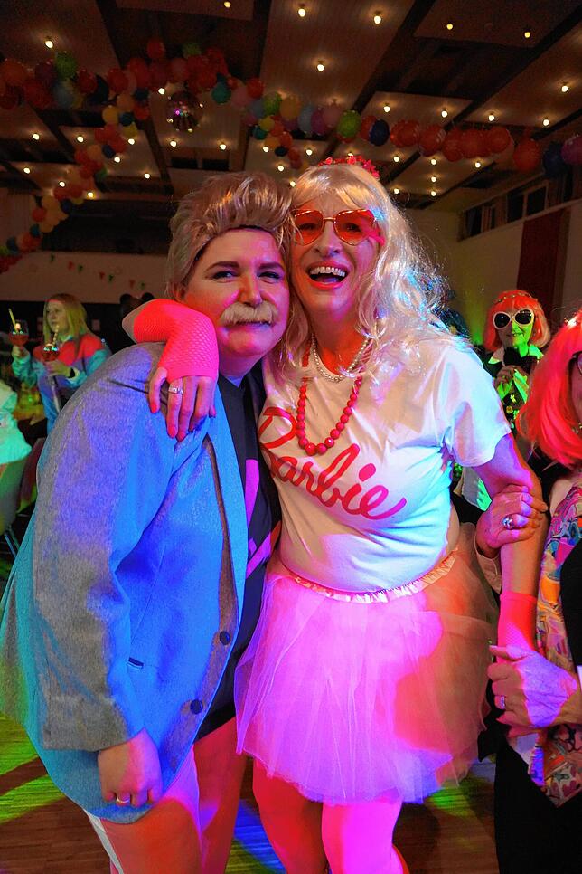 Bild 19: Frauen außer Rand und Band