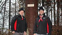Einen Baum mit so einem stattlichen Stamm hätten Polier Andreas Schneider (links) und Morschter Dominik Mutzel von der Althistorischen ...