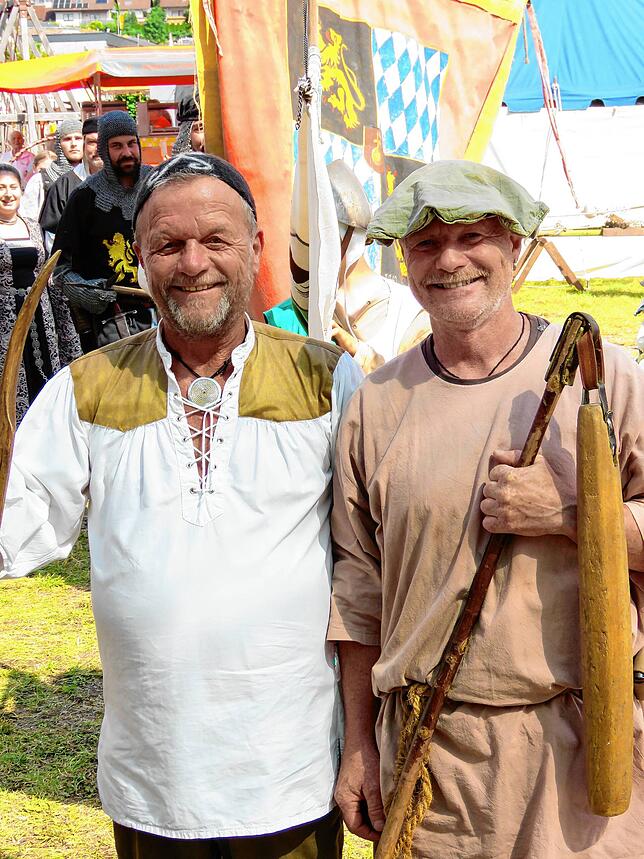Bild 32: Festbeginn in Brigachtal: Viel Remmidemmi bei der 38. Auflage des Brigachtaler Dorffestes