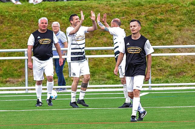 Bild 34: Legenden-Spiel beim SV Rheintal endet 5:5 – wir haben Fotos!