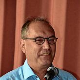 Dekan Josef Fischer hat die Absage der Präsenzgottesdienste letztlich entschieden.