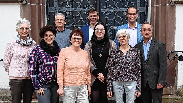 Mit diesem Vorstandsteam geht der Gemeindehilfeverein Unterkirnach in sein 55. Vereinsjahr. Federführend ist Vorsitzender Tobis Sentz ...