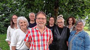 Das Vorstandsteam freut sich über die Nachfolgeregelung: Claudia Bendel (von links), Barbara Trunz, Bernhard Oberdörffer, Berthold ...