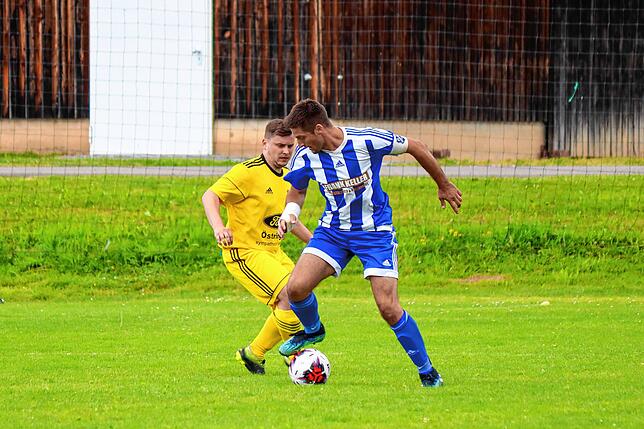 Bild 29: SV Karsau verteidigt die Tabellenspitze durch ein 2:0 beim SV Schwörstadt &ndash; und wir haben Bilder!