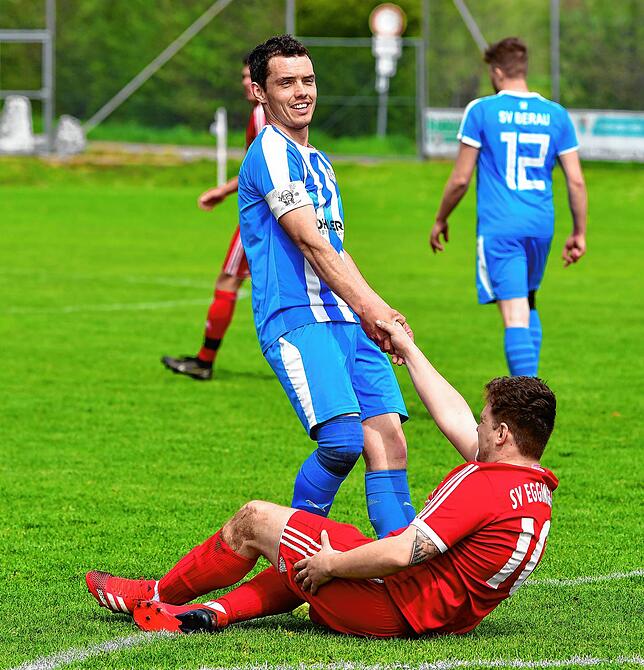 Bild 19: SV Eggingen gewinnt das Spitzenspiel gegen Verfolger SV Berau mit 4:1 &ndash; und wir haben Bilder!