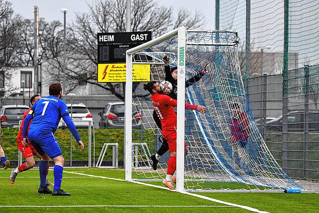 Bild 12: SV Jestetten holt ein 2:2 beim TuS Efringen-Kirchen &ndash; und wir haben Bilder!