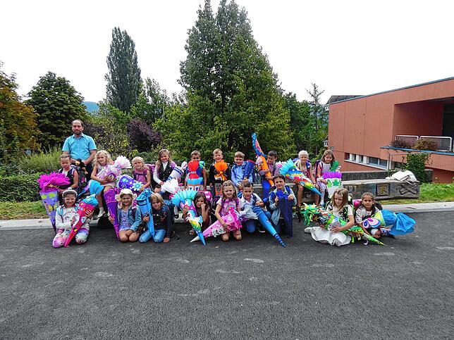 Die Klasse 1c der Albbrucker Gemeinschaftsschule 21 Kinder sind in die Klasse 1c der Gemeinschaftsschule in Albbruck eingeschult ...