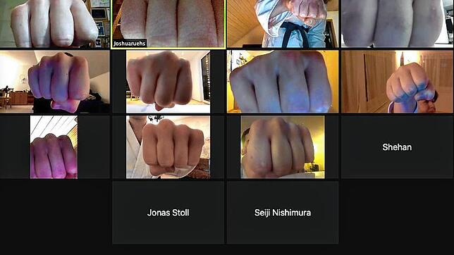Die fünf Trainer der Karateschule Samurai Eggingen-Wutöschingen trainieren aktuell die Mitglieder online, um den Kontakt, den ...