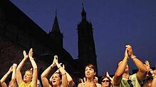 Party machen in Villingen wie hier bei "9 am Münster" vor drei Jahren wird von der Stadt stärker eingeschränkt als bei der Schwenninger ...