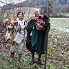 Die Mühlbach Bazis Eggingen wartet die Entwicklung ab: Narrenvater Tobias Beil mit Schriftführerin Britta Morath im Fuchshäs.
