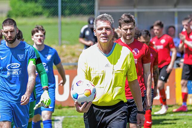 Bild 2: TuS Stetten siegt mit 2:1 beim FC Hochrhein – und wir haben Fotos!