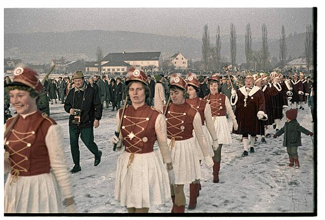 Bild 2: Bilder von der Fasnacht bei der Seegfrörne im Jahr 1963