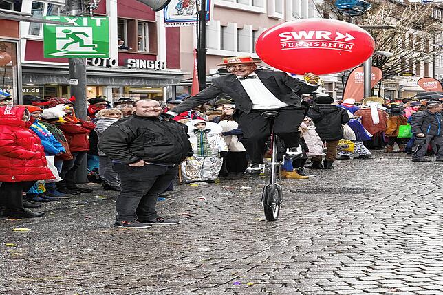Bild 3: Alle Bilder vom großen Umzug in Villingen am Dienstag (4)