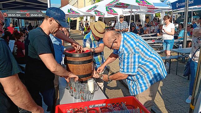 Bild 21: So schön wird beim Dorffest in Dangstetten gefeiert