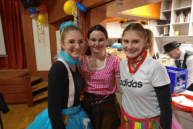 Bild 33: Frauenfasnacht in Görwihl: Der Großangriff auf deine Lachmuskeln!