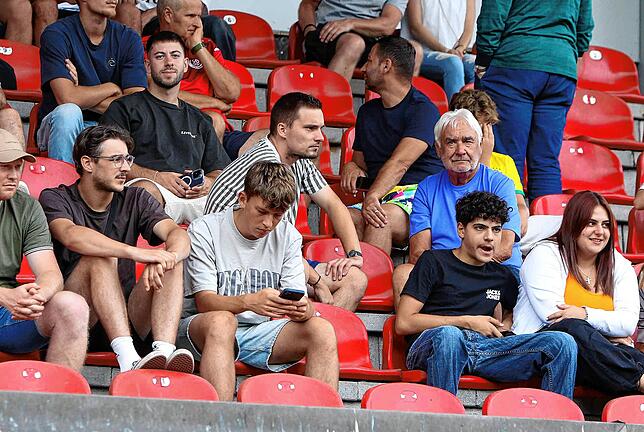 Bild 15: Unsere Bildergalerie vom Verbandsligaspiel zwischen SC Pfullendorf und 1. FC Rielasingen-Arlen