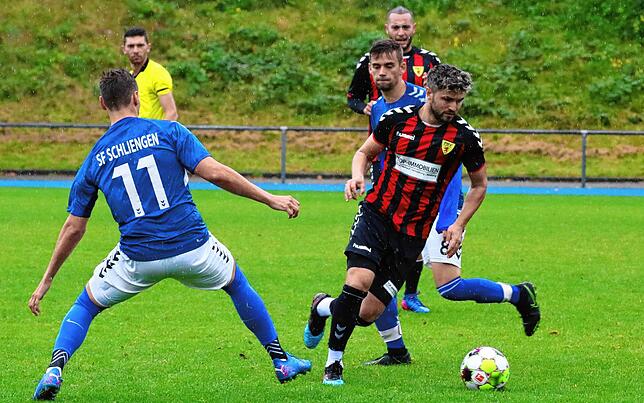 Bild 3: FSV Rheinfelden II gewinnt das Spitzenspiel gegen die SF Schliengen mit 4:1 &ndash; und wir haben die Bilder!