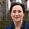 Charlotte Schwab in der Stiftsruine Bad Hersfeld. Dort war sie 2024 die Hauptdarstellerin des Stücks „König Lear“.