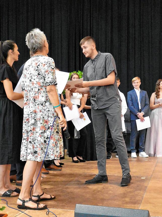 Bild 11: Bilder von der Zeugnisübergabe am Schulverbund Nellenburg Stockach &ndash; Teil 2