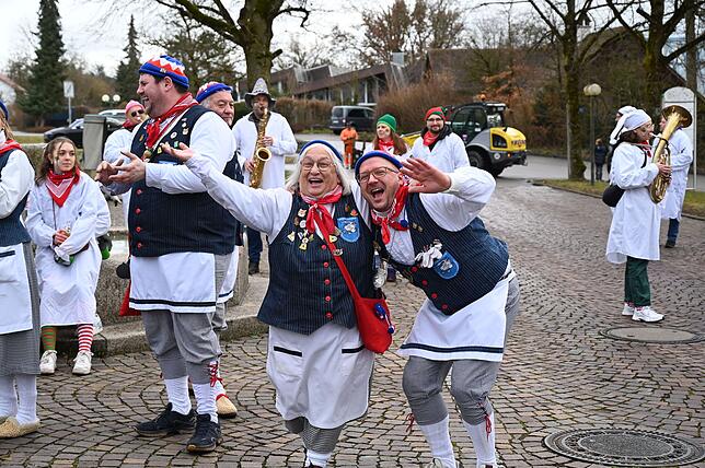Bild 4: So schön war der Schmutzige Donnerstag in Lauchringen - Die schönsten Narren-Bilder des Tages!