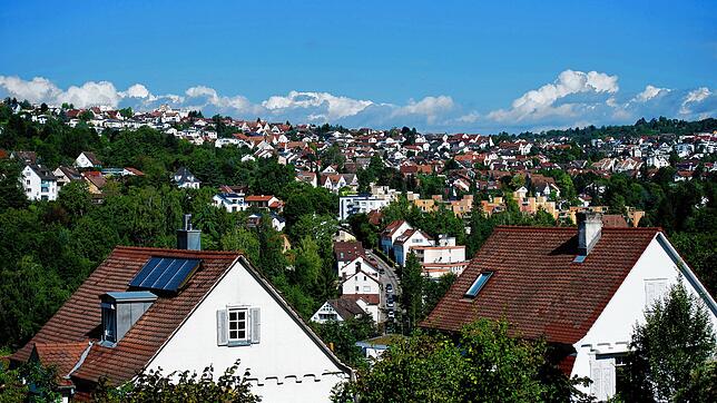 Blick auf die Häuser von Esslingen. Ab 2025 wird in Baden-Württemberg eine neue Grundsteuer eingeführt.
