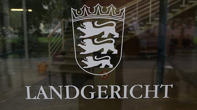 Vor dem Landgericht Konstanz hat der Prozess gegen einen mutmaßlichen Vergewaltiger begonnen.