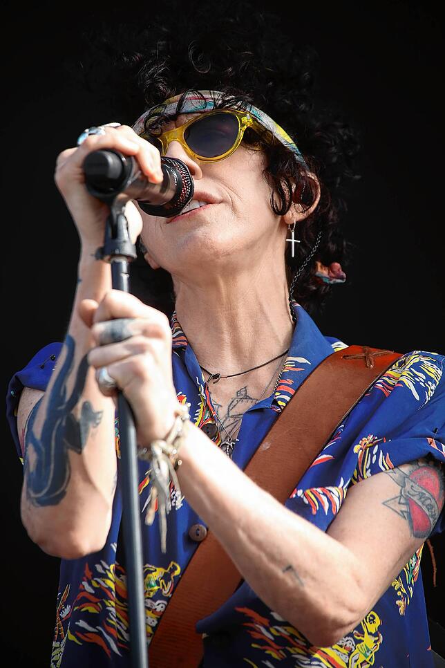 Bild 22: Southside 2022: Bilder vom Konzert von Sängerin LP am Samstag