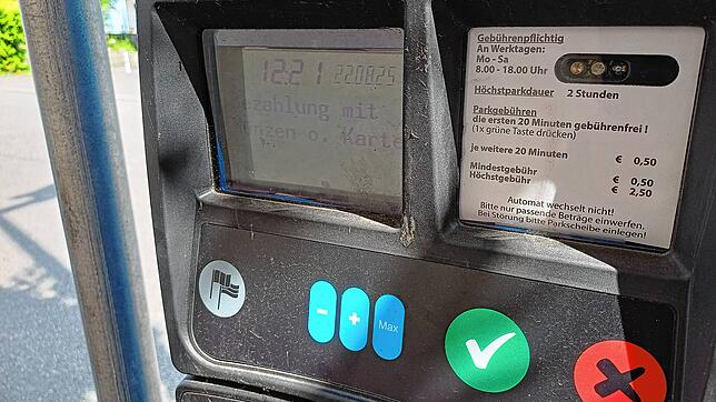 An den Parkautomaten gilt jetzt die 20-Minuten-Taktung. Foto: Maximilian Müller