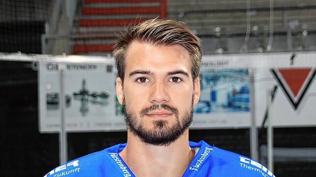 Neuzugang Mirko Höfflin kennt das Trikot der Wild Wings bereits bestens. Er spielte von 2017 bis 2019 für Schwenningen. Archivbild: Feißt