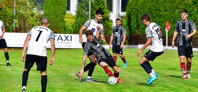 Bild 2: SV Buch siegt mit 2:1 beim FC Hochrhein – und wir haben Bilder!