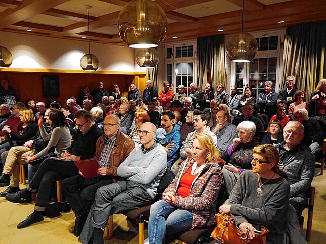 Groß ist das Interesse in der Ortsteilausschuss-Sitzung Königsfeld Anfang Februar.