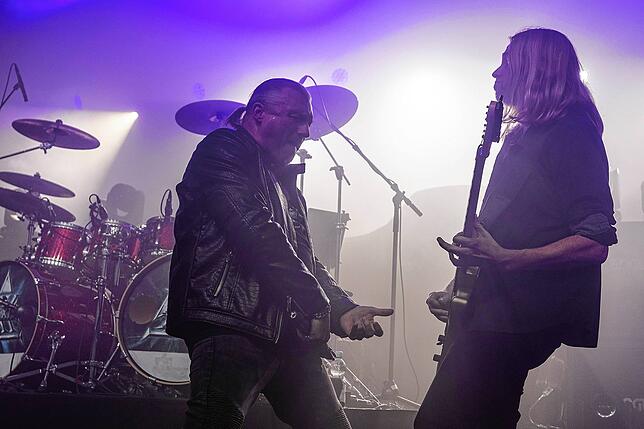 Bild 1: Axxis und Axel Rudi Pell Konzert - Die besten Bilder
