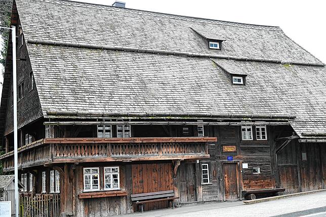 Das Schwarze Tor an der Bahnhofstraße dient seit Dezember 1995 als Heimatmuseum der Bergstadt. Bild: Werner Müller
