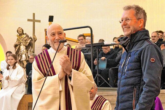 Bild 31: Die schönsten Bilder der Feier der Altarweihe in der Kirche St. Oswald in Stockach (Teil 2)