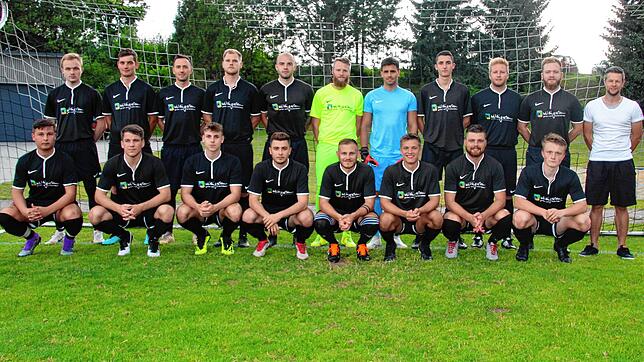 Die neugegründete SG Dauchingen/Weilersbach (stehend, von links:) Thomas Krämer, Andreas Köhler, Daniel Rehnert, Philipp Junge, Daniel ...