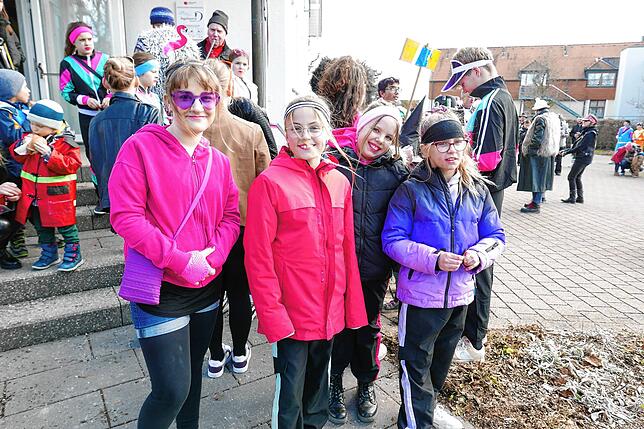Bild 16: In Wittenhofen, Roggenbeuren und Limpach wird der Narrenbaum aufgestellt – Teil 1!