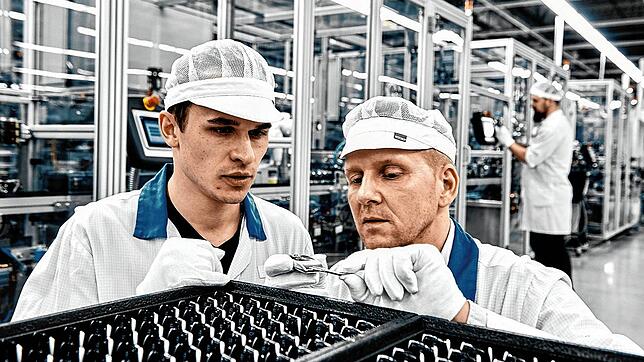 Blick in die Produktion des Automobilzulieferers Marquardt.