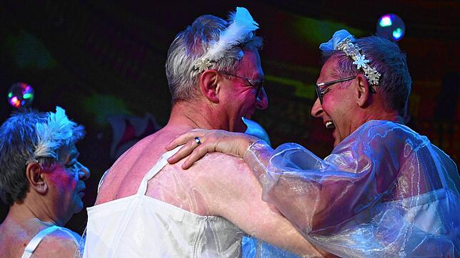 Bild 12: Die Jubiläumsbilder vom Bürgerball Friedrichshafen 2024
