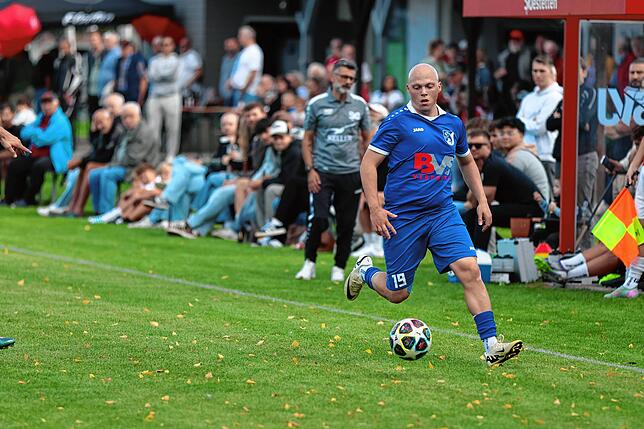 Bild 14: FC Erzingen gewinnt Derby beim SV Jestetten vor 400 Zuschauern mit 3:1 – und wir haben Fotos!