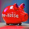 Wie legt man sein Geld am besten an? Das Geld ins Sparschwein zu legen ist keine Alternative &ndash; auch wenn die Inflation gerade ...