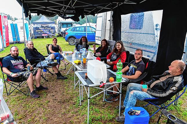 Sie vergeben eine glatte 10 als Bewertung für das Festival. &bdquo;Die Organisation ist top, es ist sauber, man hat ...